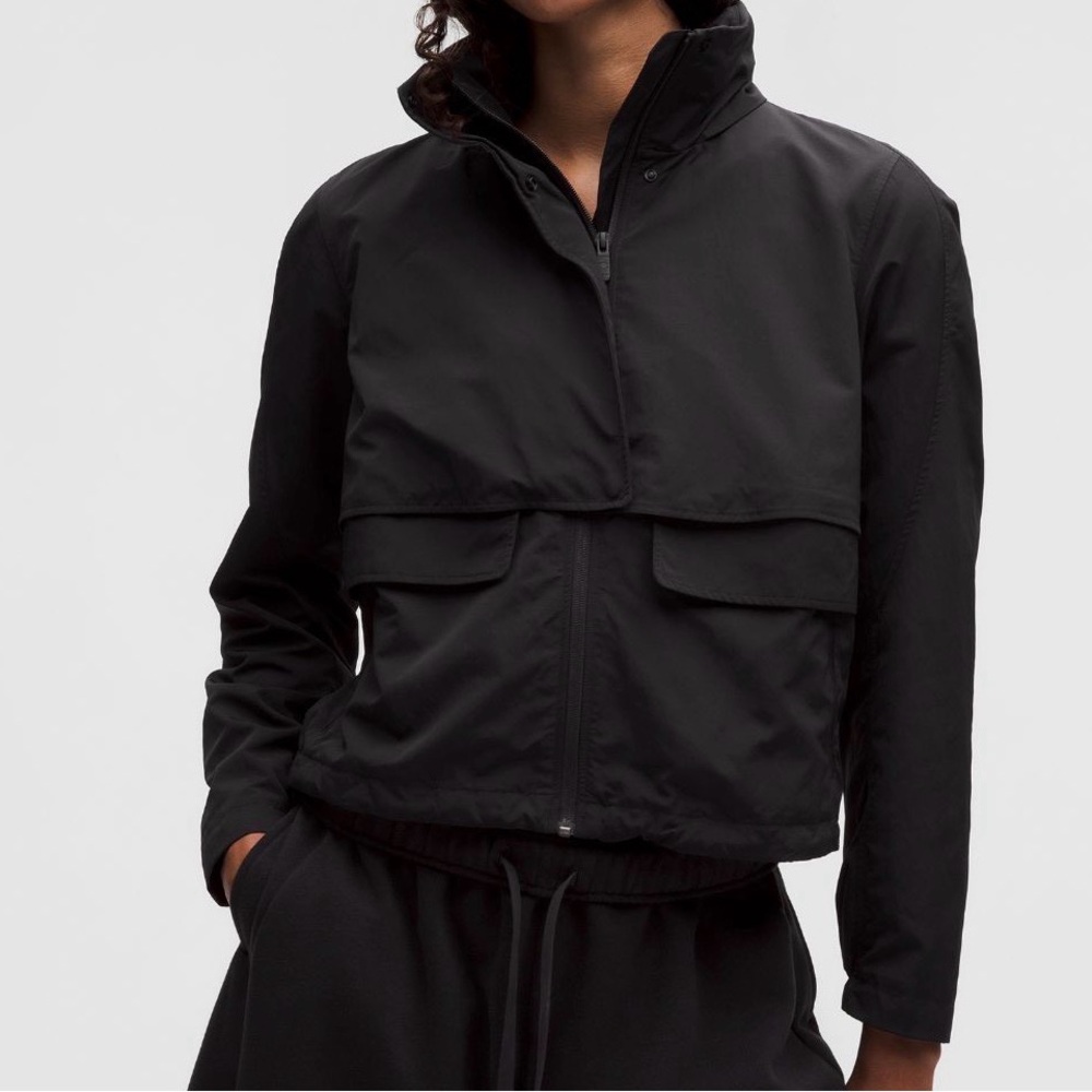 Black Lululemon Always Effortless Classic Fit Women's Jacket size 2 - Picture 3 of 8